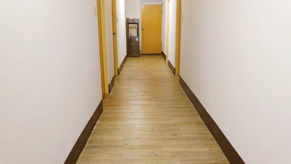 Chia Rong Hostel Тайбэй Экстерьер фото